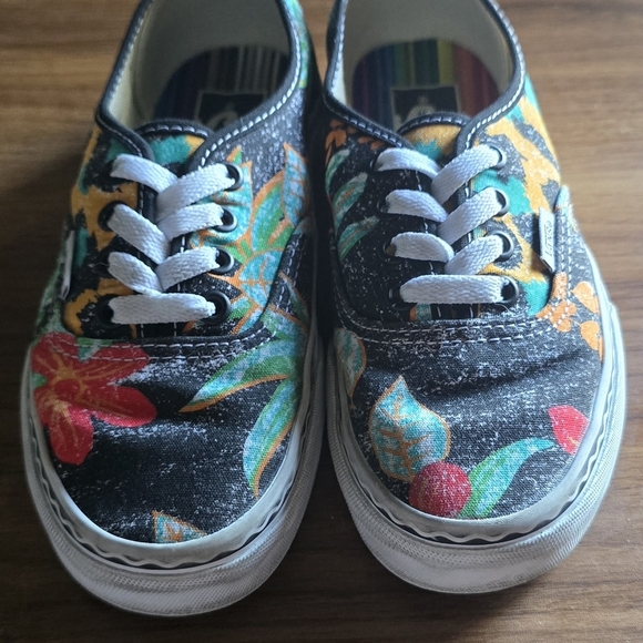 Vans x Crayola Authentic Skate Shoes "Van Doren inspired" Womens Size 5 - Picture 7 of 7